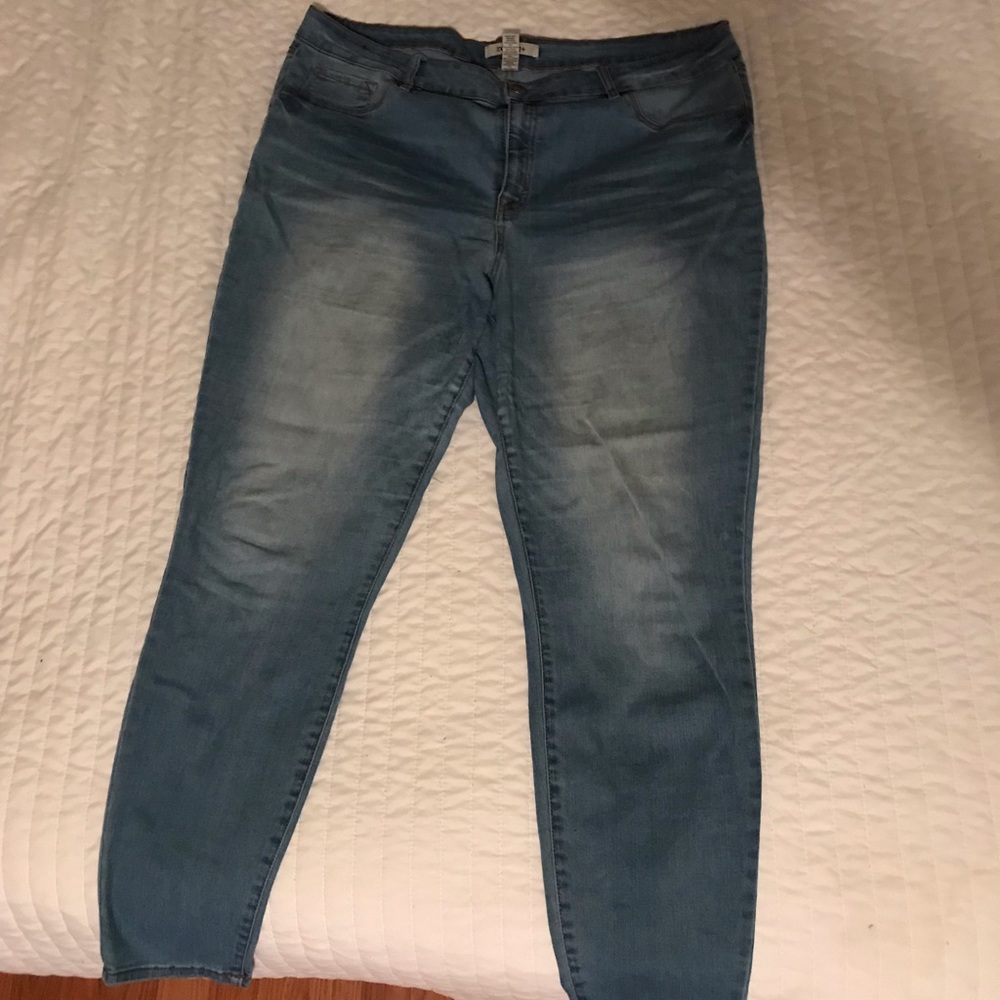 Skinny jeans